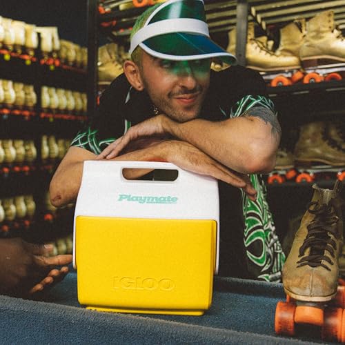 Igloo Retro Little Playmate: Yellow 7 qt Cooler - Image 3