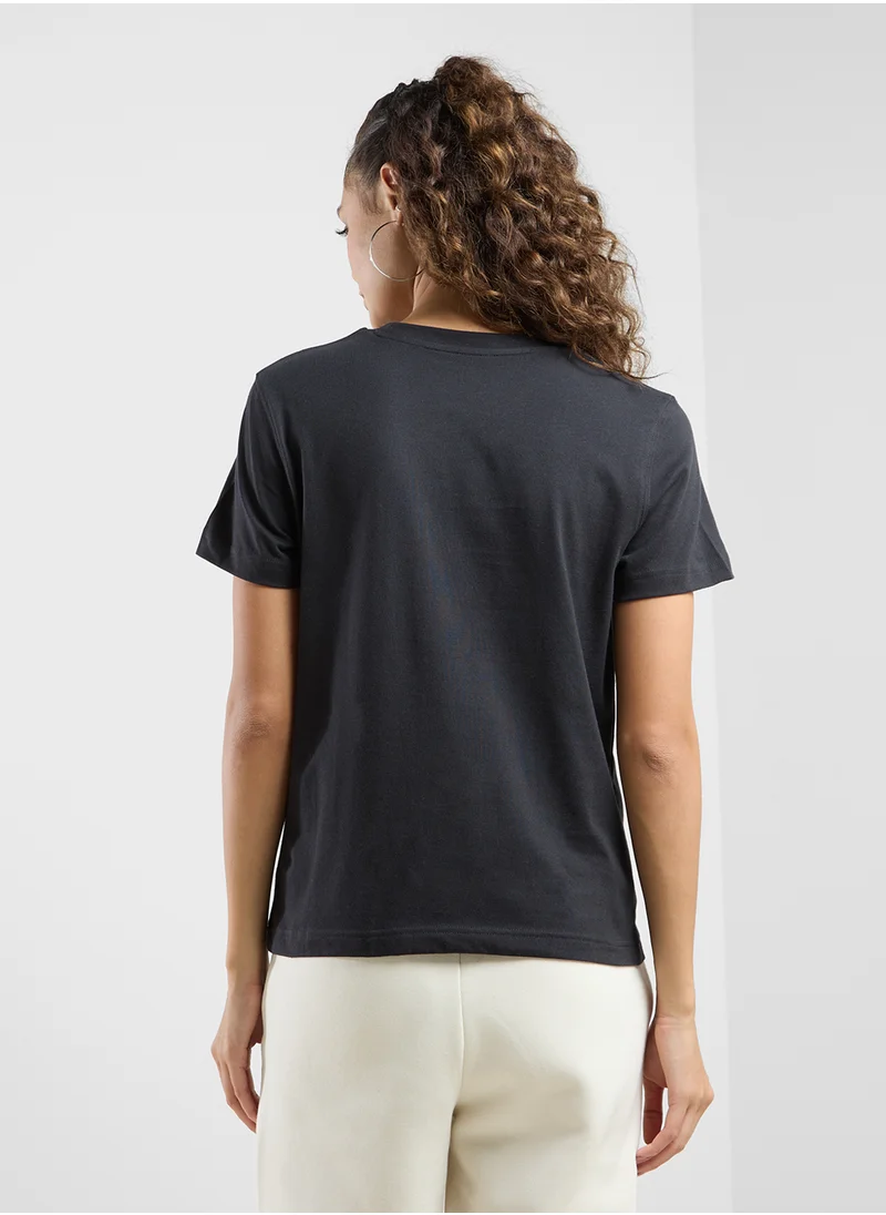 New Balance Essential Elevated T-Shirt