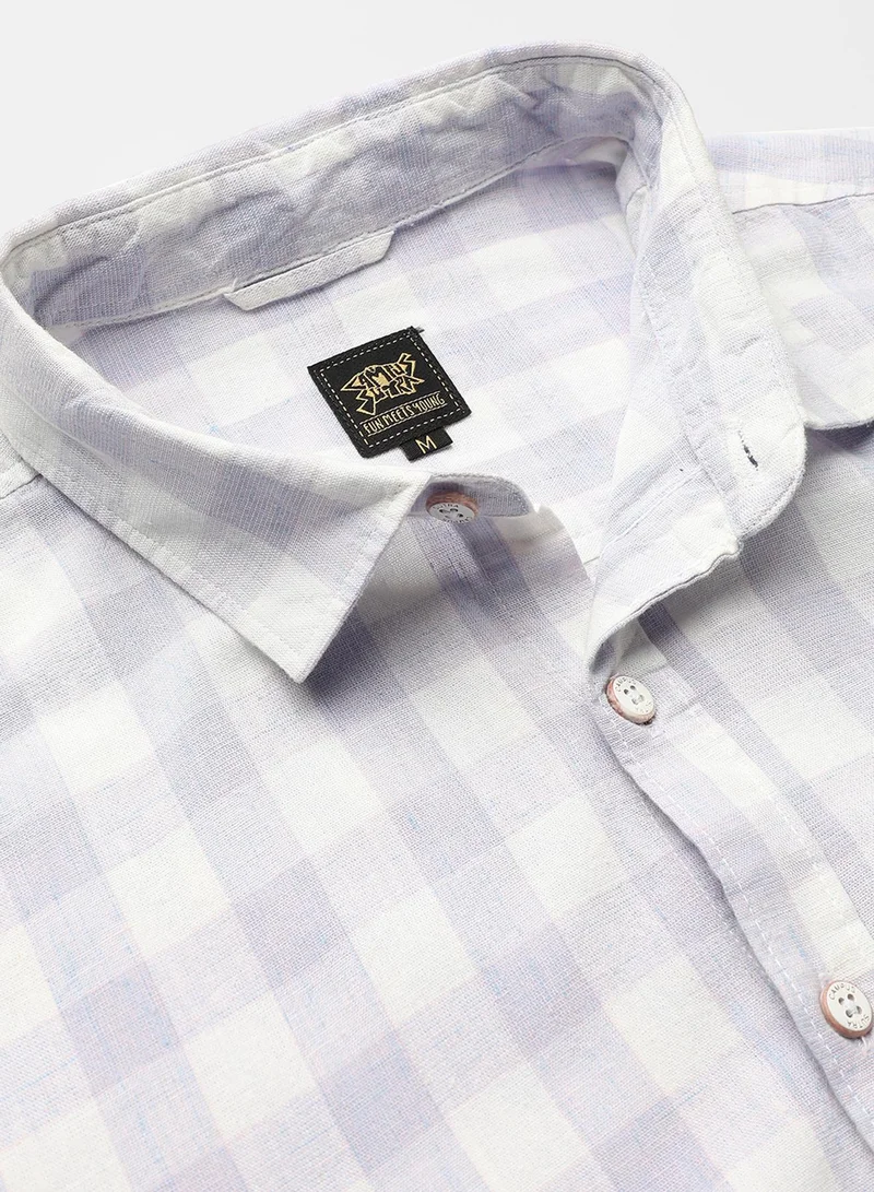 Campus Sutra Campus Sutra Men's Lavender Checkered Button Up Spread Collar Shirt For Casual Wear | Regular Fit | Cotton Blend Shirt Crafted With Long Sleeve, Comfort Fit & High-Performance For Everyday Wear