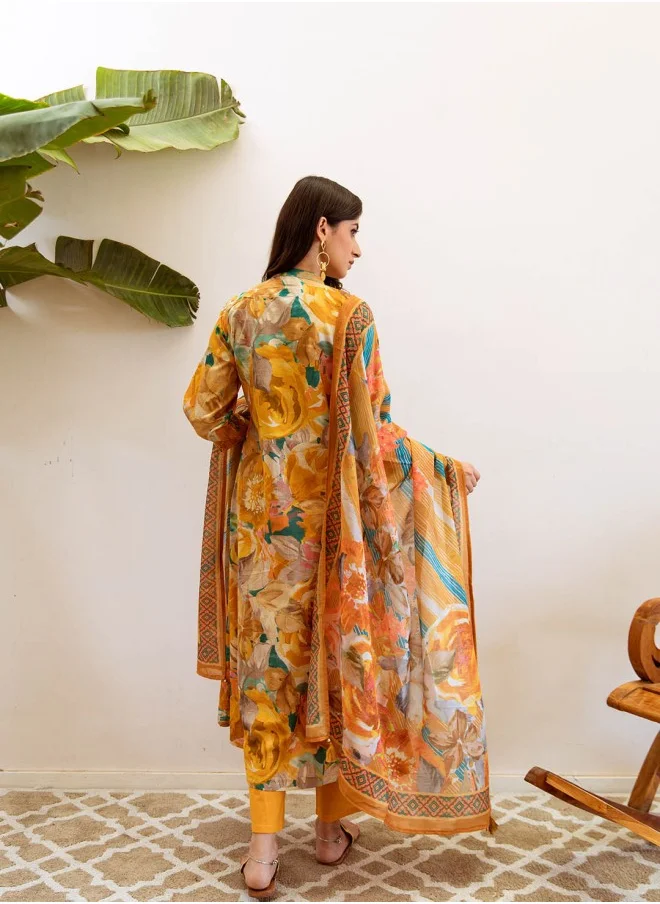 آي شين A-Line Fit Printed Pattern Round Neck Three-Quarter Sleeves Yellow Colour Knitted Cotton Kurta Set for Women with Semi Elastic Closure - An Ideal Pick for Any Occasion
