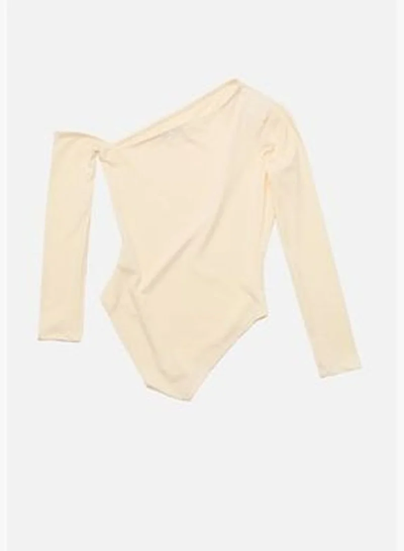 trendyol Ecru Asymmetrical Collar Long Sleeved Flexible Knitted Bodysuit TWOAW22BD0080