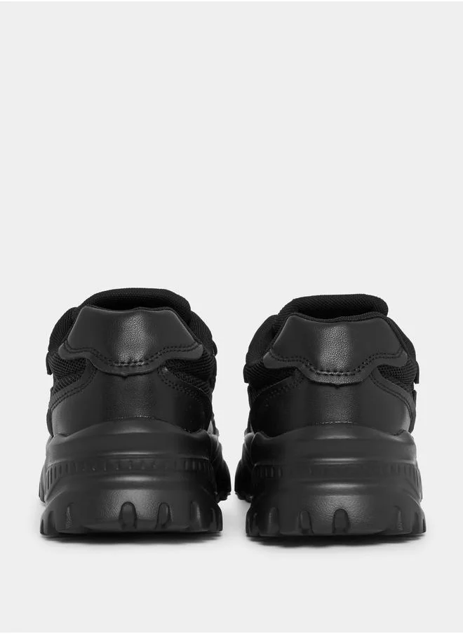 ستايلي Textured Lace Up Chunky Sneakers