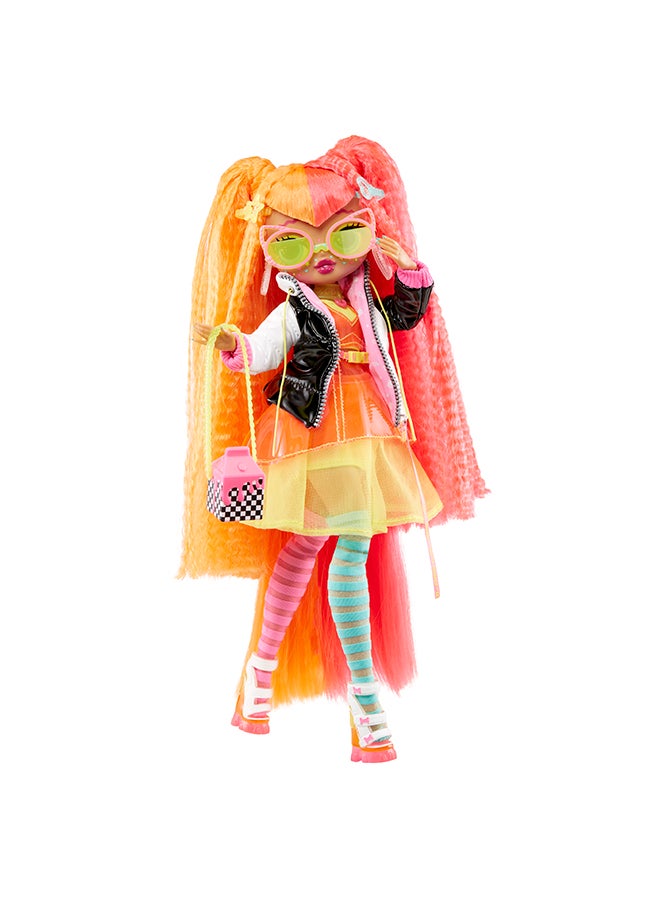 L.O.L. SURPRISE! L.O.L. Surprise! 707 OMG Fierce Fashion Doll -  Neonlicious, 11.5-inch Doll with Surprises Including Outfits and Accessories  - Image 4