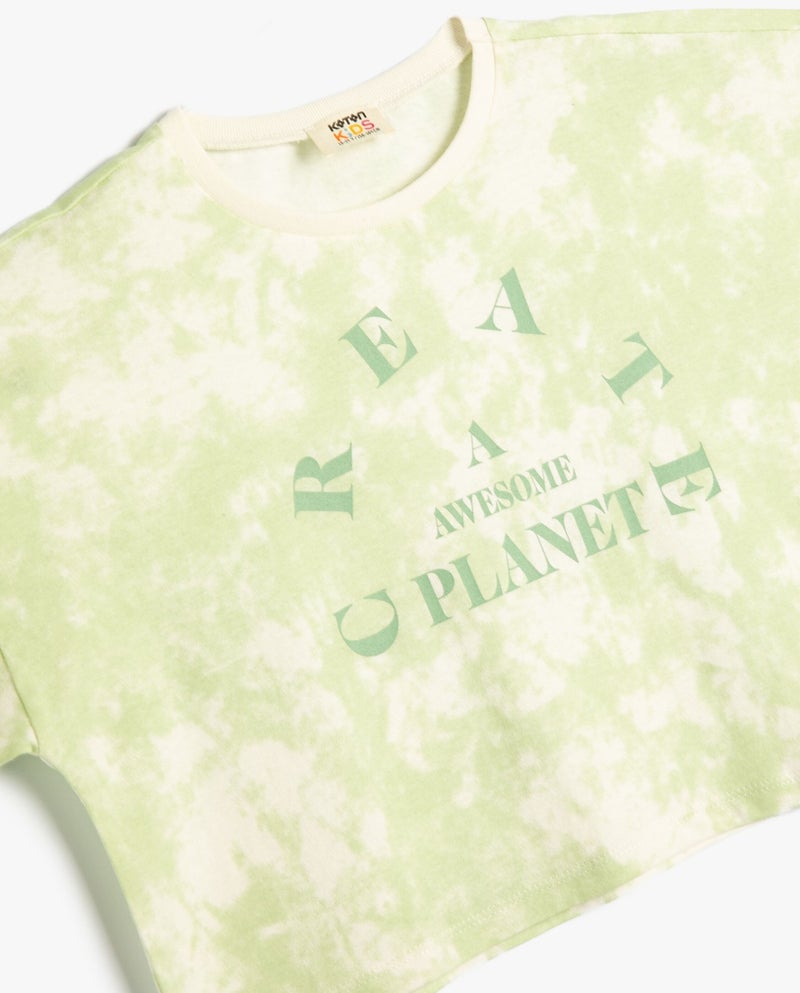 KOTON T-Shirt Crop Oversize Batik Patterned Crew Neck Printed  - Image 3