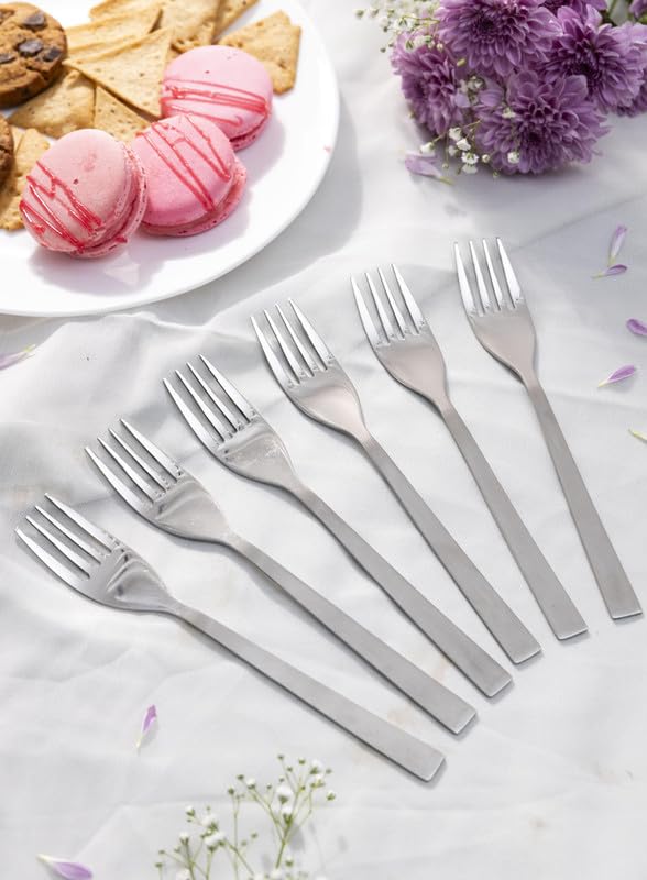 MGeezz Stainless Steel Fork Set 6 Piece Set 165cm Long Fork Suitable for Tableware Dining and Cooking Durable and Stylish Design for Home Kitchen Perfect for Everyday Use or Special Occasions - Image 4