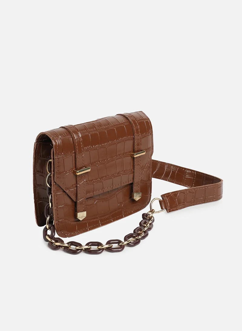 Haute Sauce Solid Magnet Lock Regular Vegan Leather Hand bag