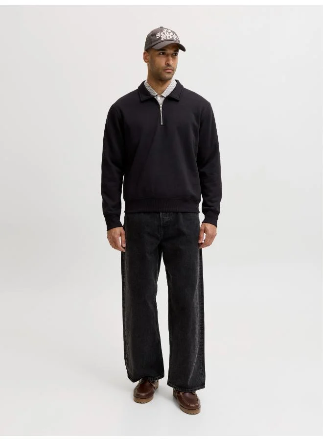 JACK & JONES Solid Crew Neck Regular Fit Sweatshirt