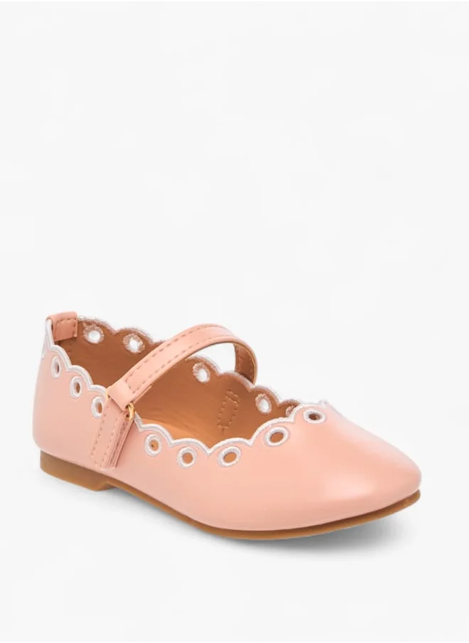 جونيورز Girls Scallop Detail Ballerina Shoes With Hook And Loop Closure