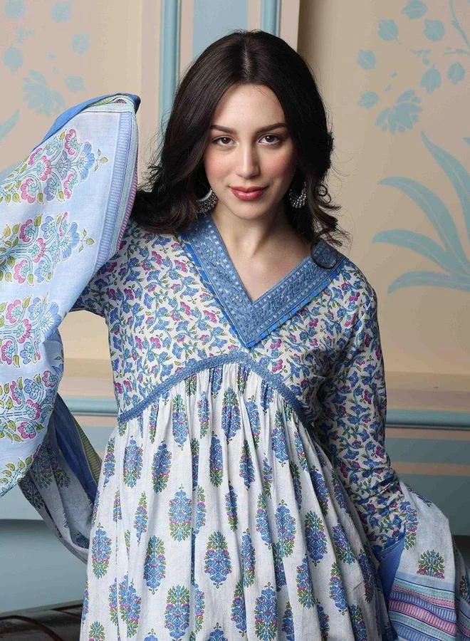 آي شين طقم كورتا مطبوع بالزهور مع بنطلون ودوباتا من إيشين