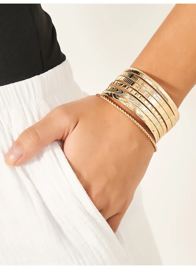 ستايلي Styli Set of 7 - Textured Bangles