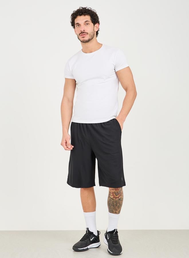 ستايلي اكتيف شورت تدريب واسع بطبعة عاكسة - Image 2