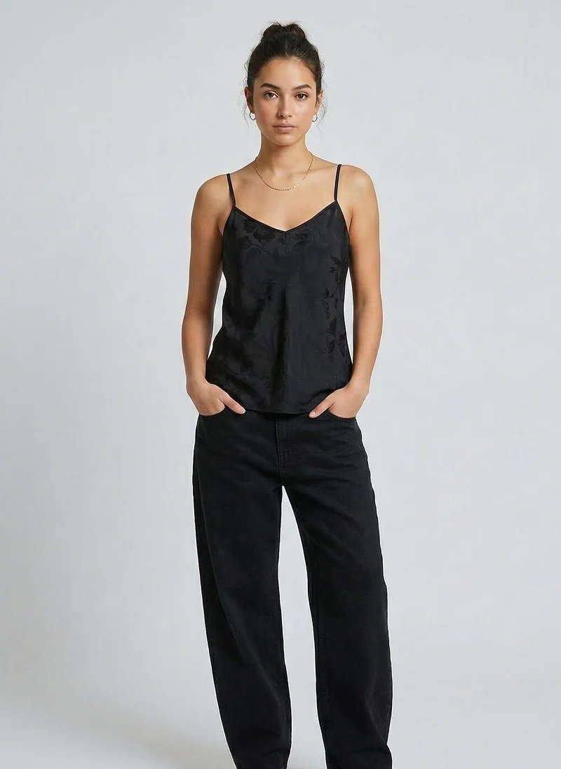 جانارا جونز Black Jacquard Sakura Cami Top
