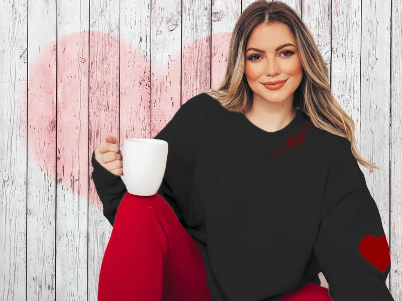BEIDEFY Valentine Sweatshirt for Womens Heart Love Valentines Long Sleeve Shirts Casual Round Neck Pullover Top Black - Image 2