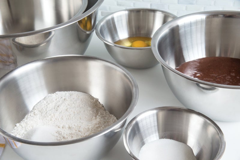 Fox Run 6-Piece Nesting Stainless Steel Polished Mirror Finish Mixing Bowls Set, 0.5, 1.25, 2.75, 4.25, 6.25 and 10.75 Quart - Image 3