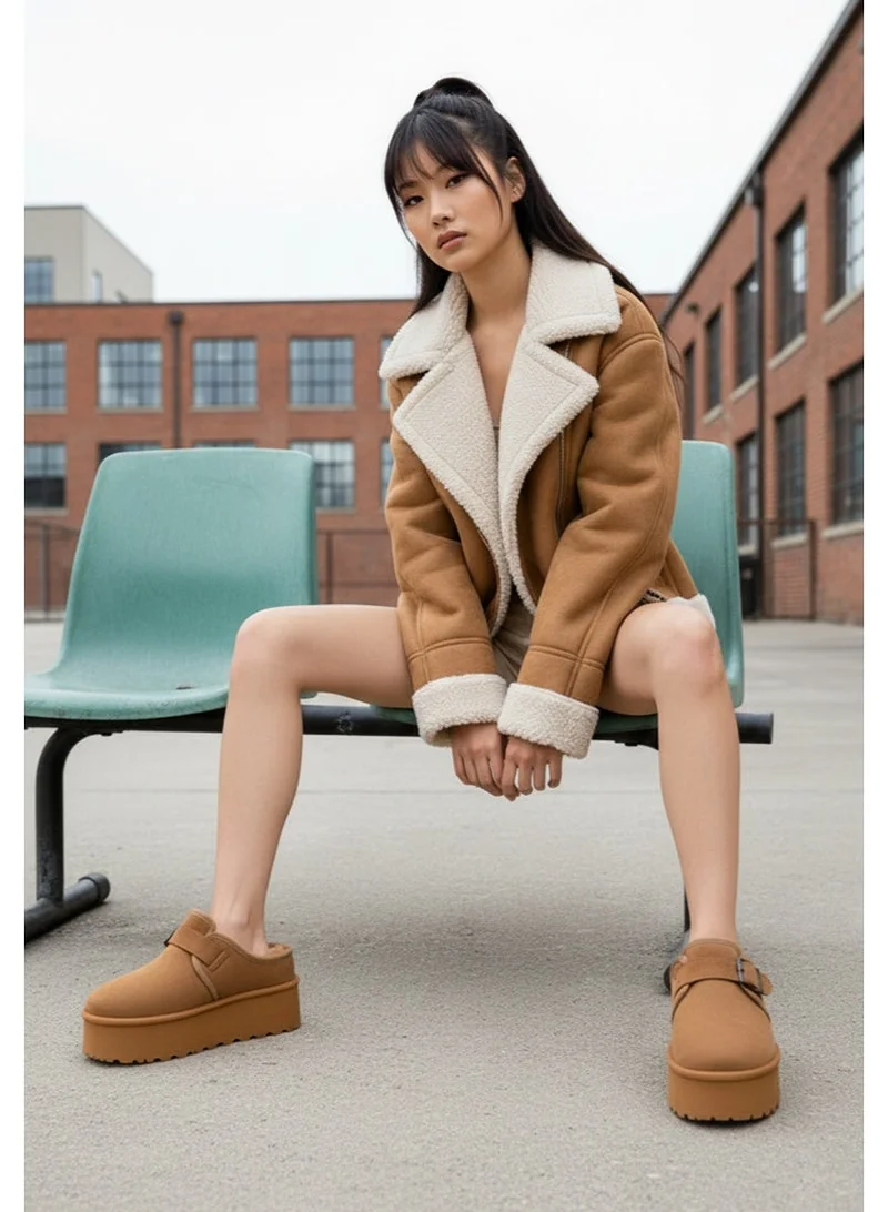 لندن راج حذاء كلاسيكي سهل الارتداء بحزام مشبك من الفرو باللون البني