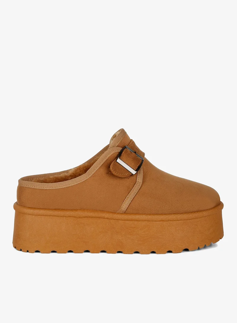 Buckle Strap Fur Platform Classic Slip-On in Tan