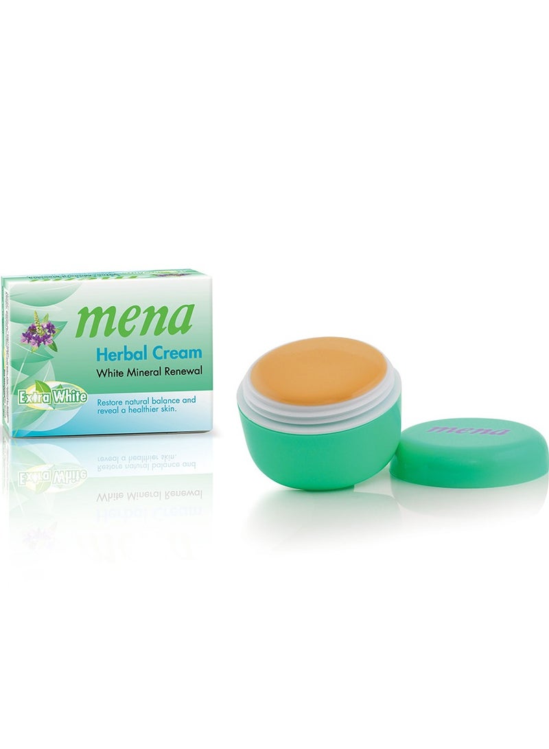 مينا كريم عشبي لتجديد المعادن البيضاء