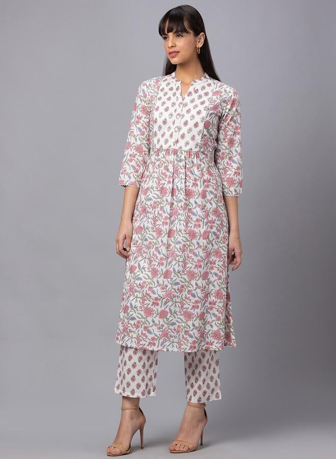 Globus Mandarin Collar Printed Kurta with Trousers Set - Image 4