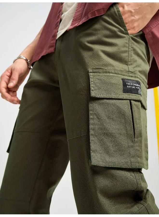 Beyoung Crocodile Green Solid Cargo Pants for Men