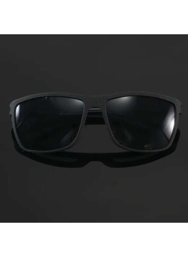 سينت هاوس زوج واحد من النظارات الشمسية الرجالية خفيفة الوزن المصنوعة من البولي كربونات المربعة ذات التصميم الكلاسيكي مع عدسات مضادة للوهج للتنقل اليومي والعمل والقيادة و(تتضمن حافظة النظارات) والنظارات الشمسية - Image 4