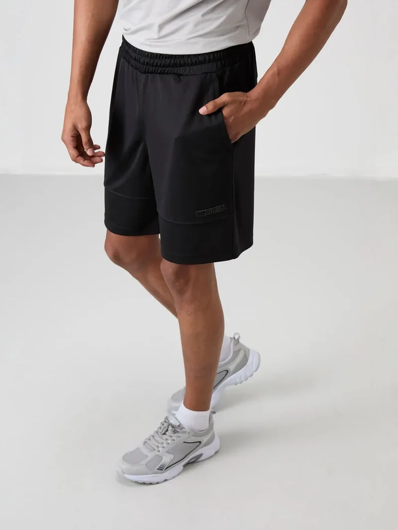 TOMMYLIFE TOMMY Men's Solid Sweat Shorts