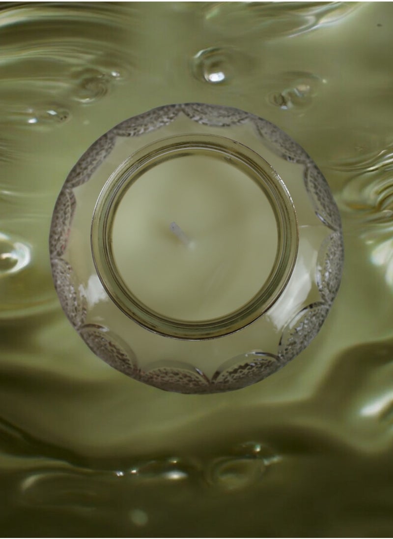 Generic " An aromatic candle with a distinctive lotus scent and a and a stunning appearance"  - Image 3