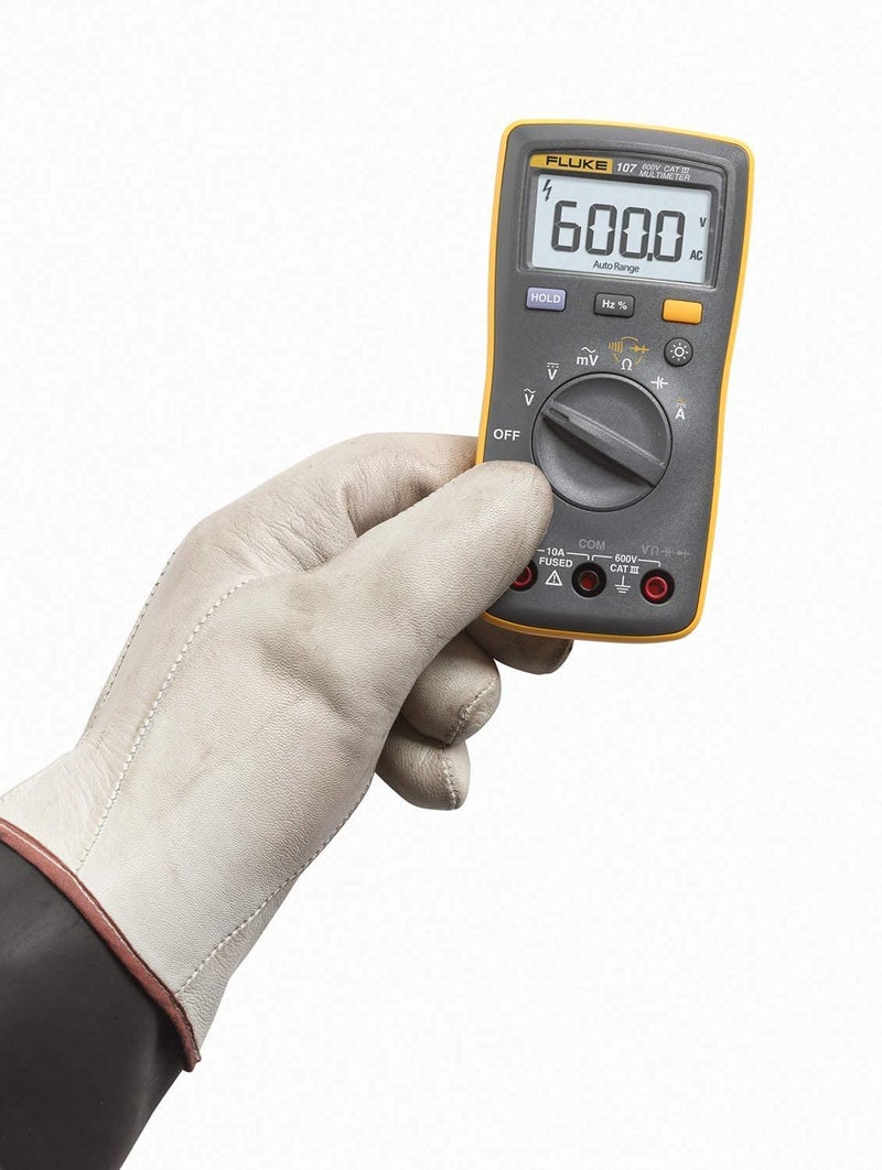 FLUKE Fluke 107 Palmsized CAT III Digital Multimeter Voltmeter 6000 Counts ACDC Voltage Current Frequency Measurements Reliable Safe Multifunctional Ohm Tester LCD Display  - Image 2