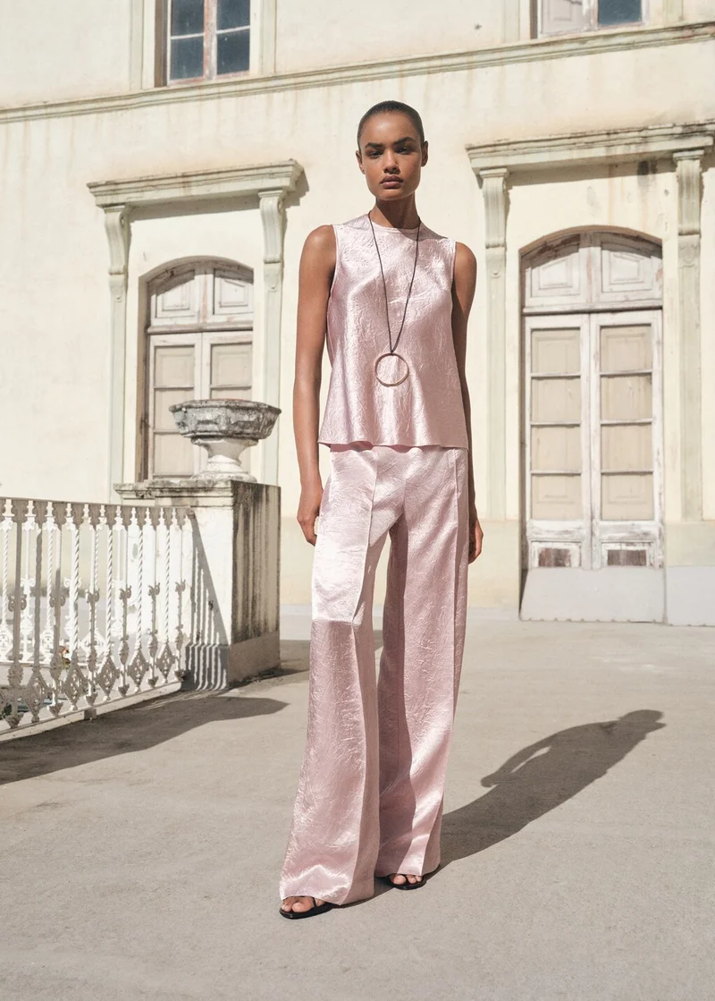 مانجو بلوزة ساتان بتأثير مجعد