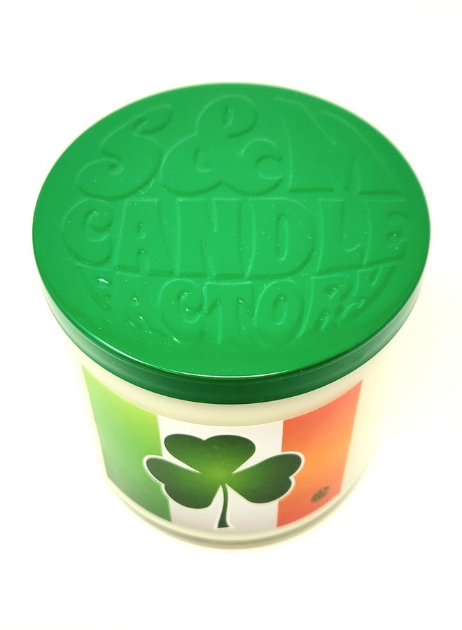S&M Candle Factory شمعة برائحة القرفة والكريمة الأيرلندية ~ شمعة عيد القديس باتريك ~ شمعة صويا طبيعية فاخرة بثلاث فتائل، وزنها 14.5 أونصة ~ أيرلندا (قرفة وكريمة أيرلندية، كبيرة بثلاث فتائل) - Image 3