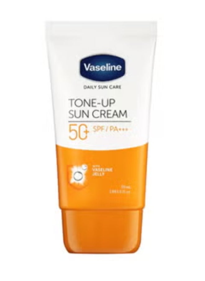 فازلين - كريم واقي شمس لإشراقة البشرة بعامل حماية SPF 50 من فازلين 50 ملي - Image 1