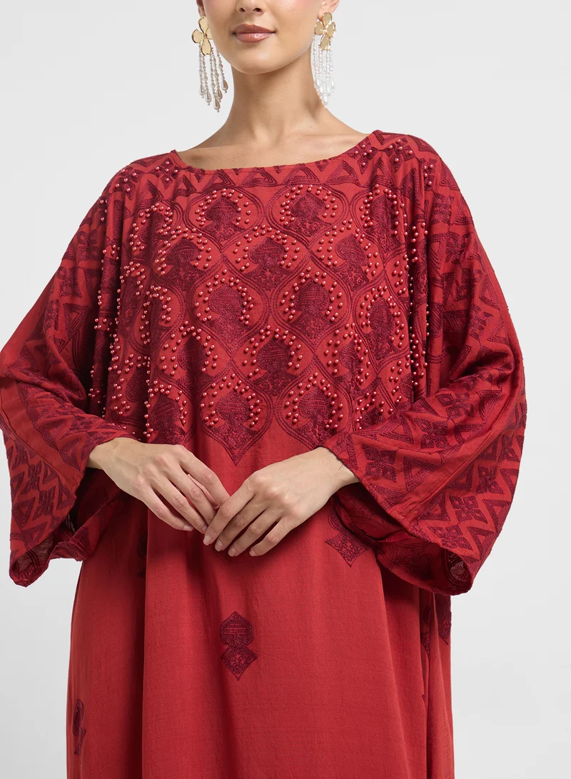 Khizana Embroidered Jalabiya