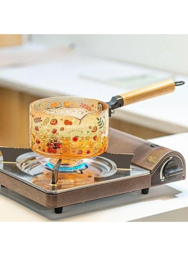 وعاء زجاجي مع غطاء محكم ومقبض مريح وفتحة للصب – سعة 1.8 لتر – لتقديم وحفظ الحساء، المعكرونة، الحليب، الأرز والشوربة الساخنة أو الباردة – آمن للميكروويف وغسالة الأطباق – لون عسلي - Image 3