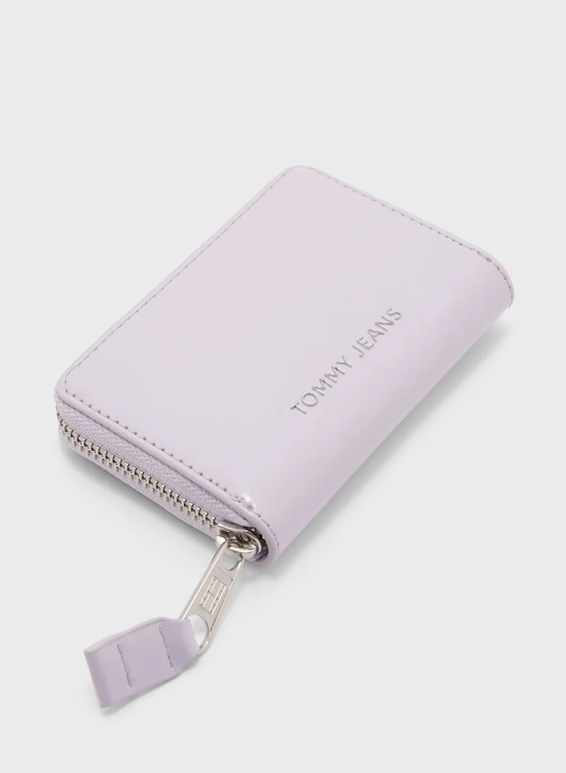 TOMMY JEANS Essential Over Crossbody Bag