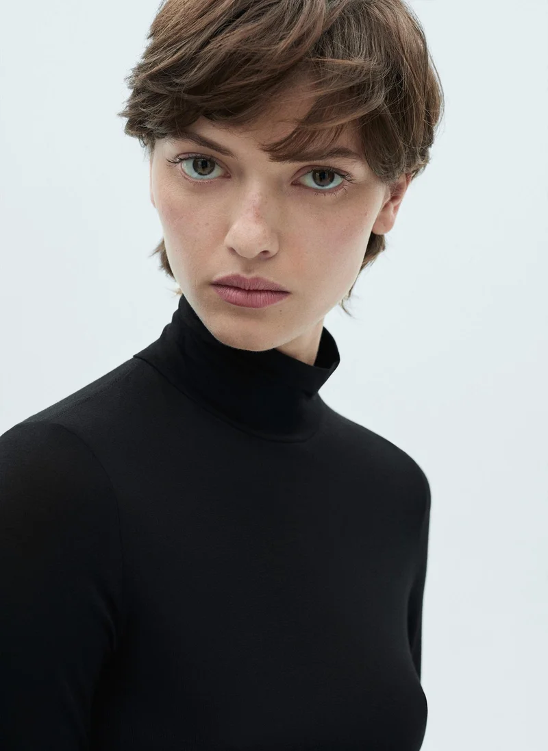 مانجو Perkins-Neck Long-Sleeved T-Shirt