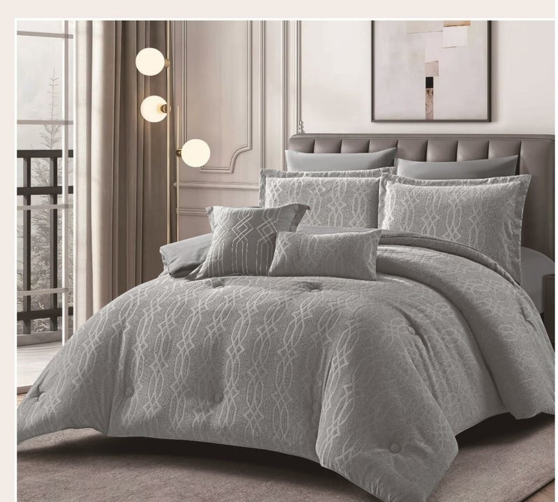 Horse Plain bedspread with raised embroidery, 4 pieces - Image 1