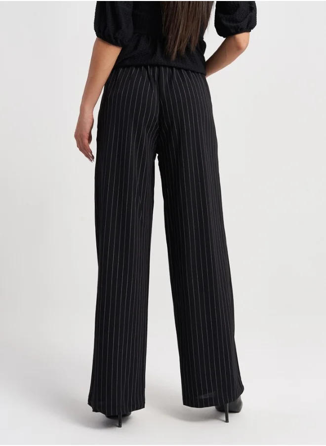 هايليز Black Pinstripe Set