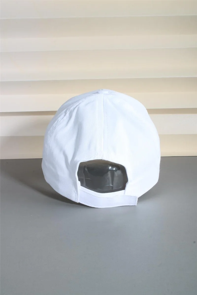 كابيلو White Ny New York Colorful Striped Adjustable Hat 24SAPKAFNY