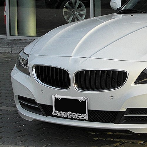 Pilot Automotive WL263-C Chrome 'Skull and Flame' License Plate Frame - Image 2