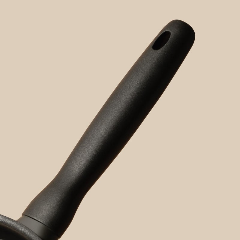 Meyer Midnight Hard Anodized Aluminium Non Stick Saucier Pan | Deep Frying Pan | Non Stick Pan | Nonstick Saucier Pan | Nonstick Deep Frypan, 20cm/1.9L, Black - Image 4