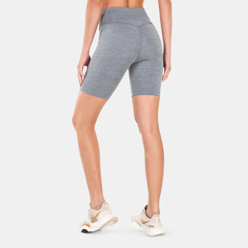 نايكي شورت وان ميد-رايز 7-إنش بايك للنساء