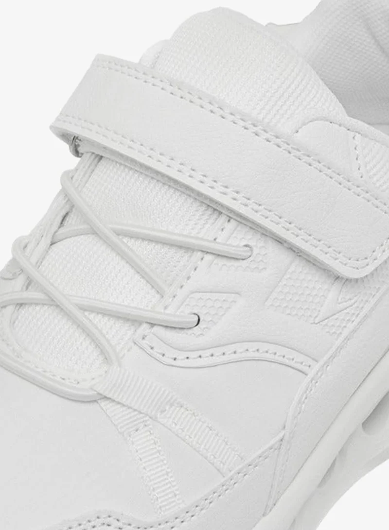 Dash Boys Panelled Sports Shoes with Hook and Loop Closure