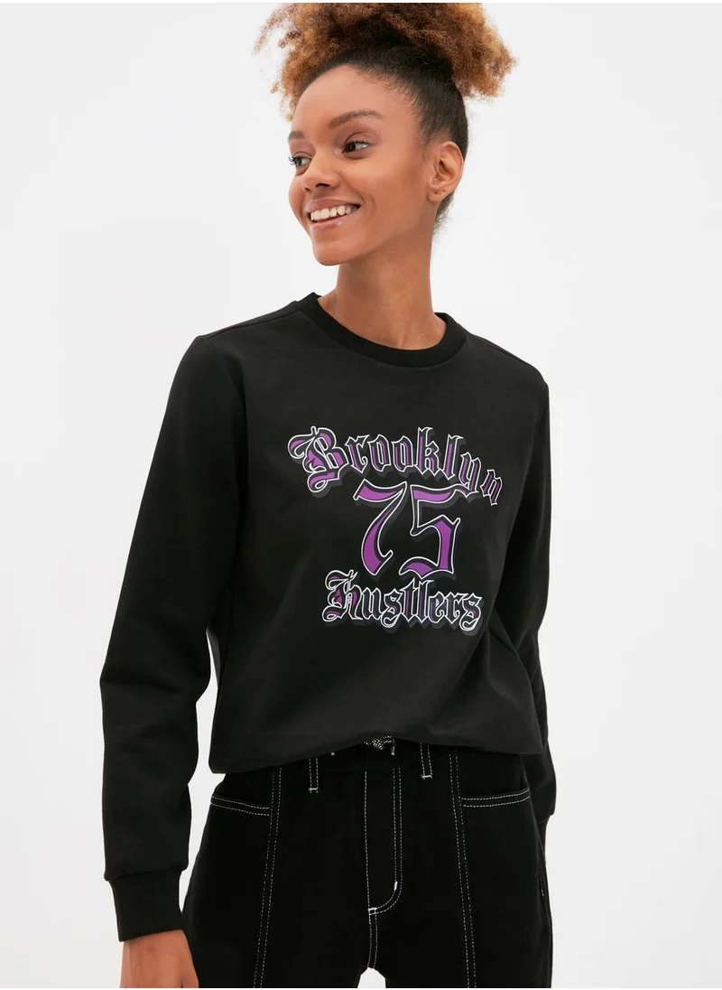 trendyol Graphic Knitted Sweatshirt