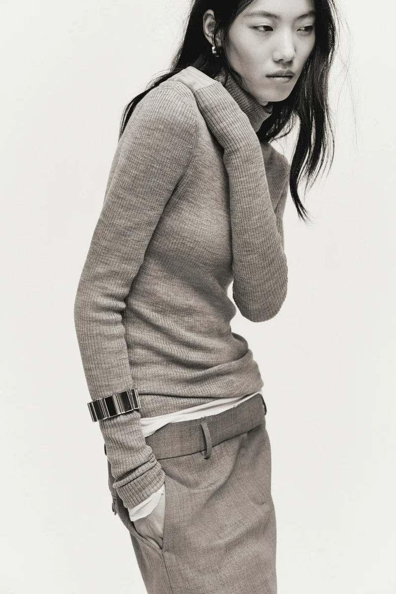 اتش اند ام إسوارة بتصميم سميك