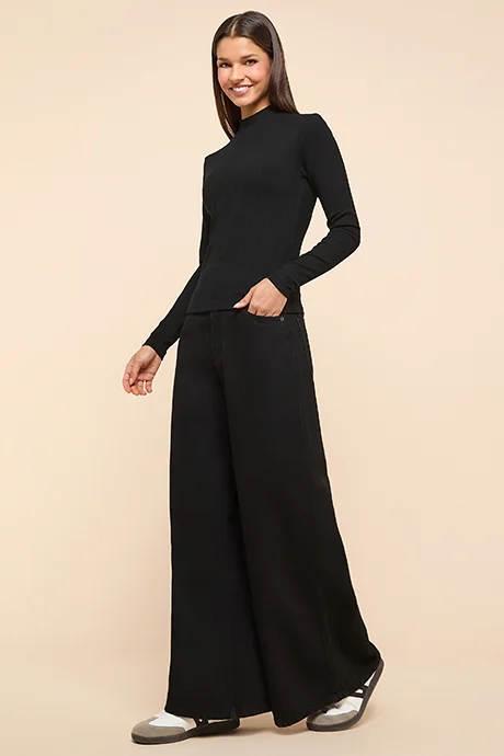 أر أند بي Solid Wide Leg Jeans With Button Closure
