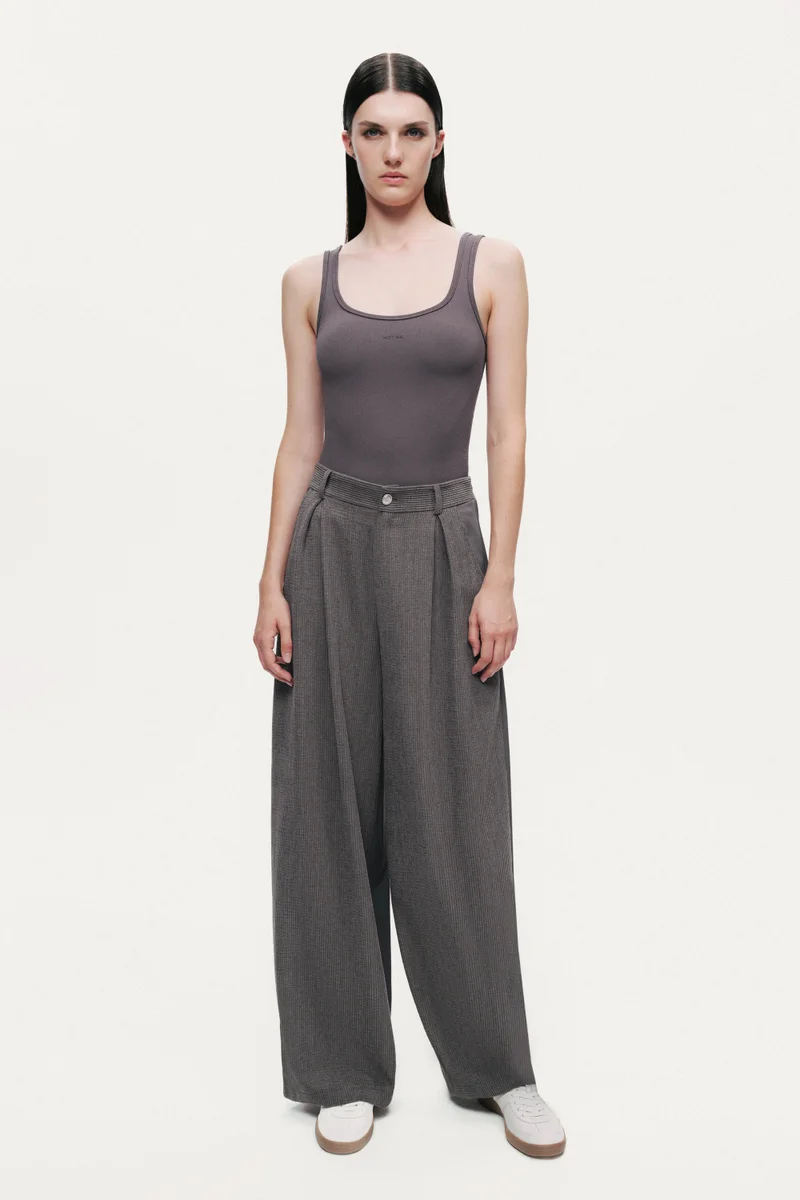 High-Rise Cigarette Trousers