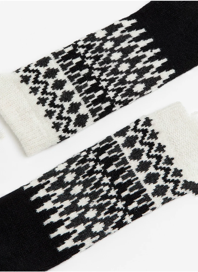 اتش اند ام Socks