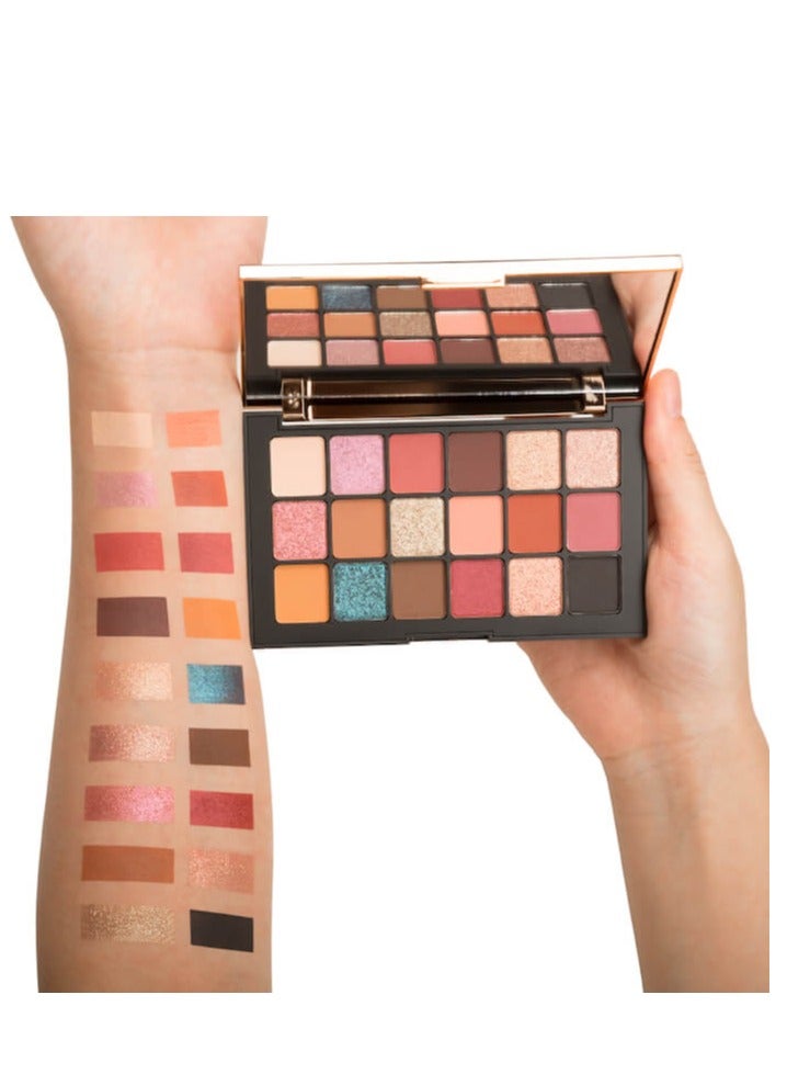 BOLVER Eyeshadow Palette in 18 Shades – E06 - Image 3