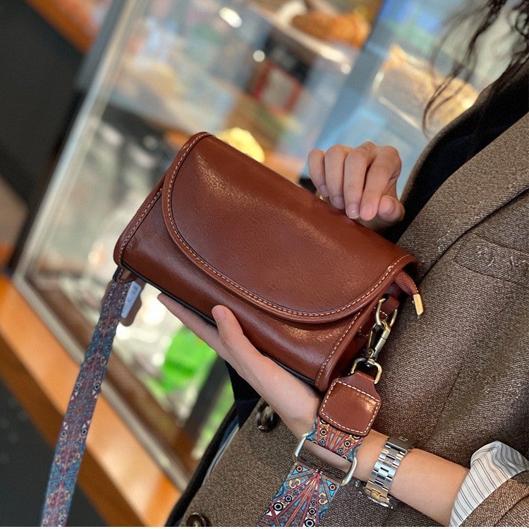 Genuine Leather Women'S Bag, High-End Crossbody Bag, Shoulder Bag, Retro First-Layer Cowhide Niche Design, Commuter Fashion Flip Bag - Image 2