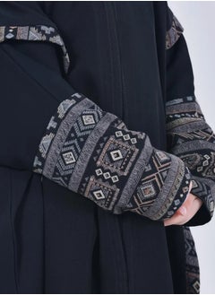 lamha abaya Girls abaya with black fabric with the addition of cashmere fabric on the sleeves  - Image 2