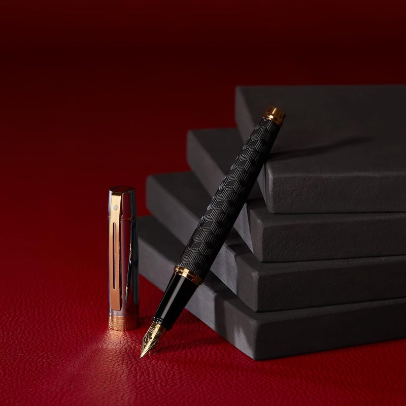 SHEAFFER Pen Sheaffer 300 E9347 Engraved Matt Black Barrel And Shiny Chrome Cap, Pvd Gold Trims Medium Fp - Image 2